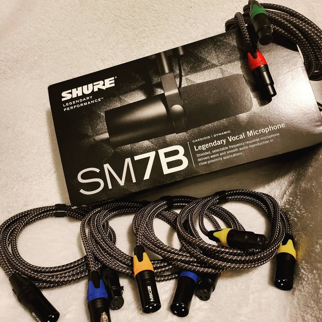phenomenot_'s tweet photo. Early #amazon delivery and huge sound quality upgrade #comingsoon‼️ #happyholidays #shuresm7b #NEW #xlrclub #twitch #twitchaffiliate https://t.co/v4GyPiLCun https://t.co/C7ndLUiqsJ