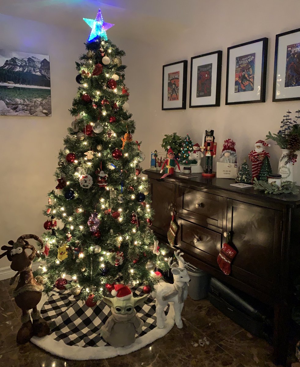 Jgazze's tweet photo. Got my tree up!? Show me your Christmas decor!!! 🎄🎄🎄 #xnas #12DaysofChristmas #25DaysOfChristmas https://t.co/GB5uc3Ipqp