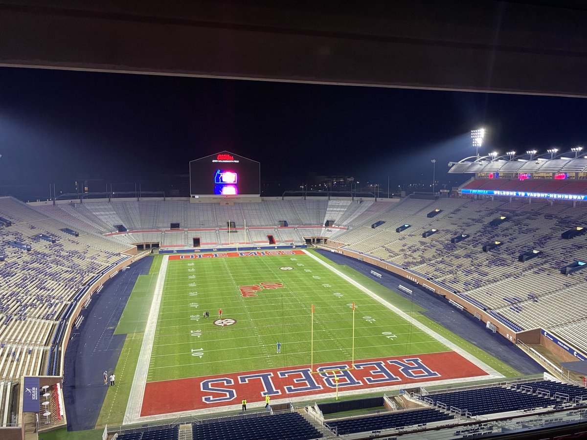 Lane_Kiffin's tweet photo. ⁦@OleMissFB⁩ #7-0 https://t.co/TVVzN2nWiI