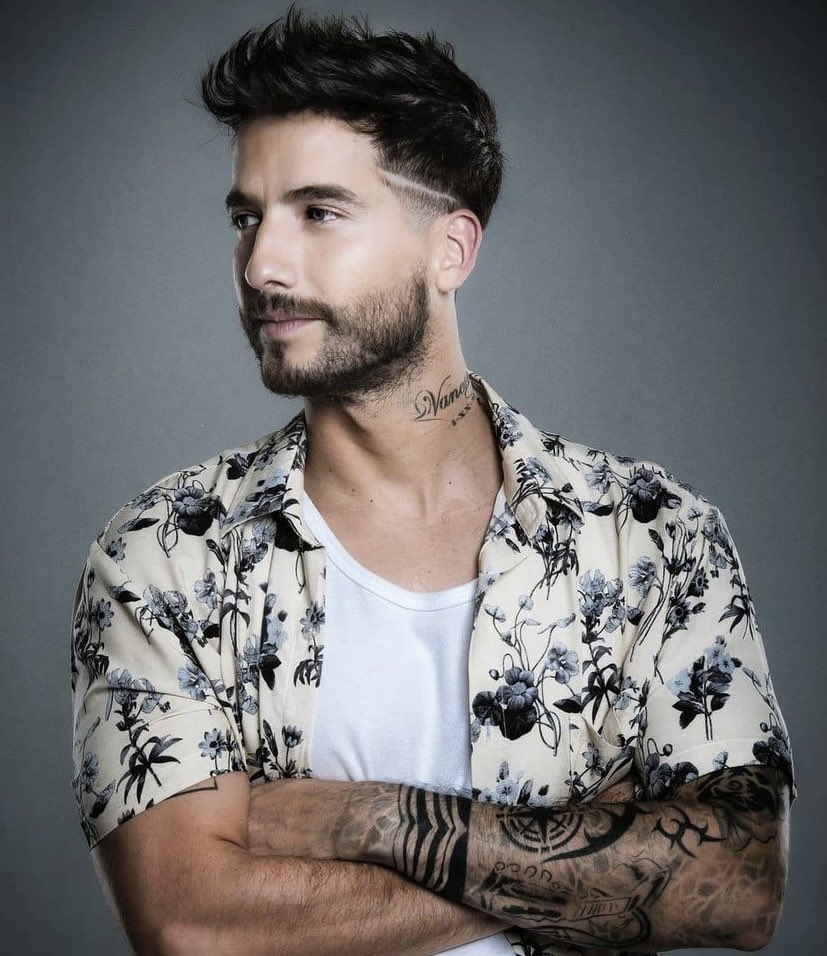 chriscncowner22's tweet photo. Hola llegue re tarde… Mi nombre es Luz, tengo 18anos soy Mexicana American 🇲🇽🇺🇸! Yo conocí a Carlos con su papel Charly Flow. Lo ame desde el primer momento! Después empecé a buscar más novelas con el como actor y he amado todo su trabajo😭! #CTNationIntegracion https://t.co/pYDhNxQbMg