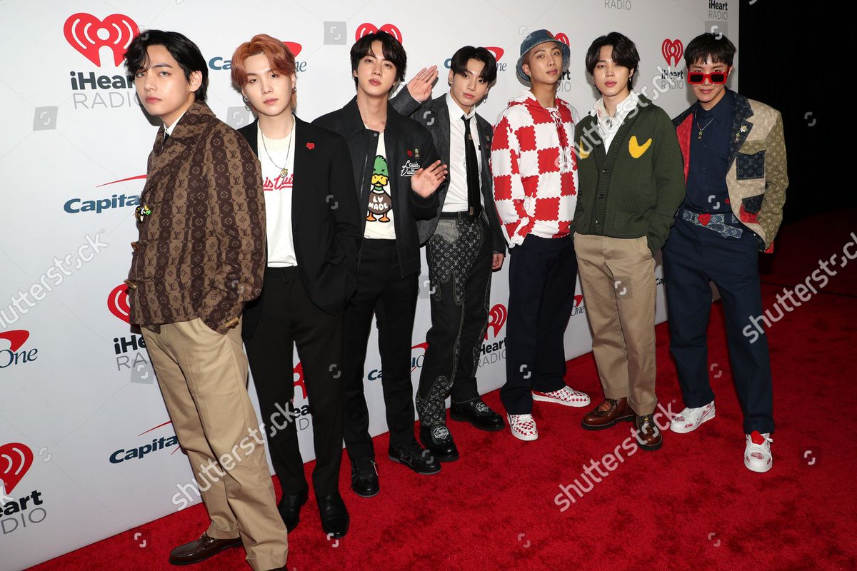 ginger_jm's tweet photo. 2021 징글볼 셔터스톡 이미지(1)
#BTS #방탄소년단 #KIISJingleBall @BTS_twt https://t.co/7zcP7ihPJ9