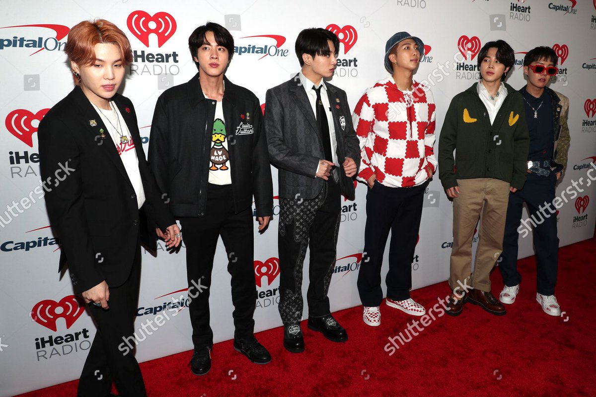 ginger_jm's tweet photo. 2021 징글볼 셔터스톡 이미지(1)
#BTS #방탄소년단 #KIISJingleBall @BTS_twt https://t.co/7zcP7ihPJ9