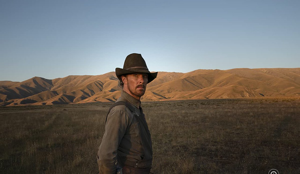 schmoozequeen's tweet image. #BestActor #OscarBuzz for #VeganActor #BenedictCumberbatch in @TPOTD He's real Hot and sexy in this role! Highly recommend!
#ThePowerOfTheDog on @NetflixFilm now! 
👍🤩⭐️⭐️⭐️⭐️⭐️