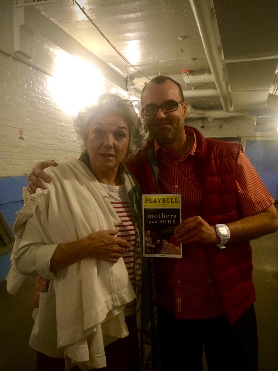 THANK YOU ⁦<a href="/tynedalyonline/">Tyne Daly</a>⁩ #mothersandsons #20thHIVAIDS #WORLDAIDSDAYEVERYDAY #SILENCE=DEATH 🌈🦄❤️