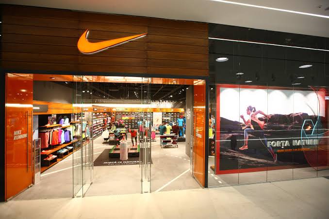 mega mall nike