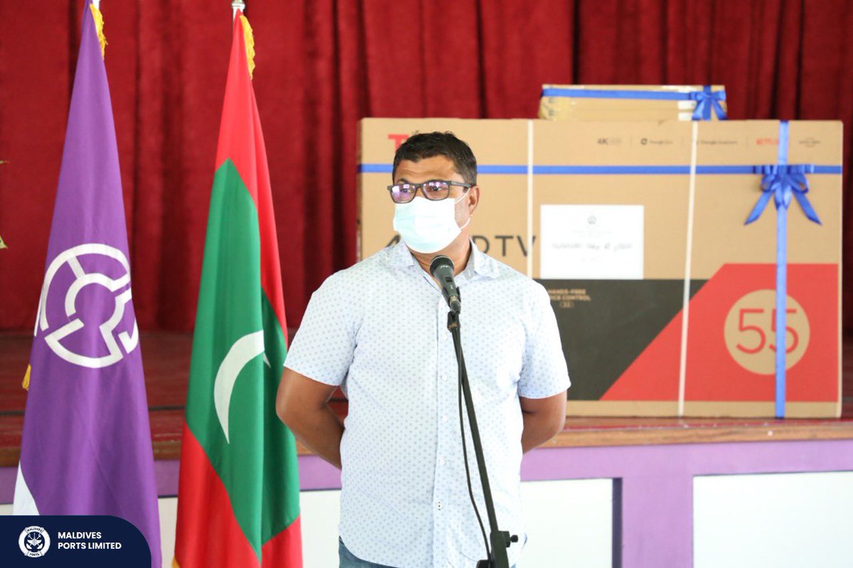 Portmv's tweet photo. #KPL donates three 55in TVs to Afeefuddhin School. Two senior officials of the #MPL management joined to contribute two additional TVs to the school. 

#Connectivity #DigitalCitizenship https://t.co/7lhwlojhFV