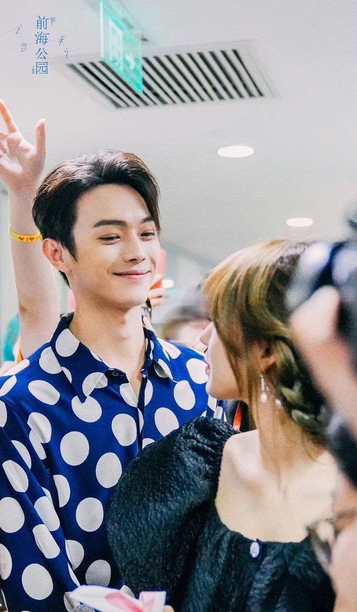 xkcxcp's tweet photo. My heart is still here btw... it’s December... where’s all the year end award news tho 😢 i’ve been hella busy with work... can they attend something tgt before the year end plssssss 😌 https://t.co/fcDVfVKEGq