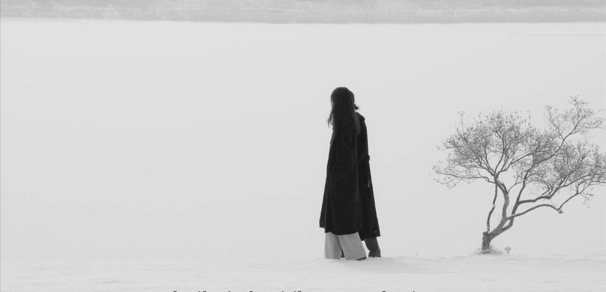 framesbygahee's tweet image. hotel by the river, 2018