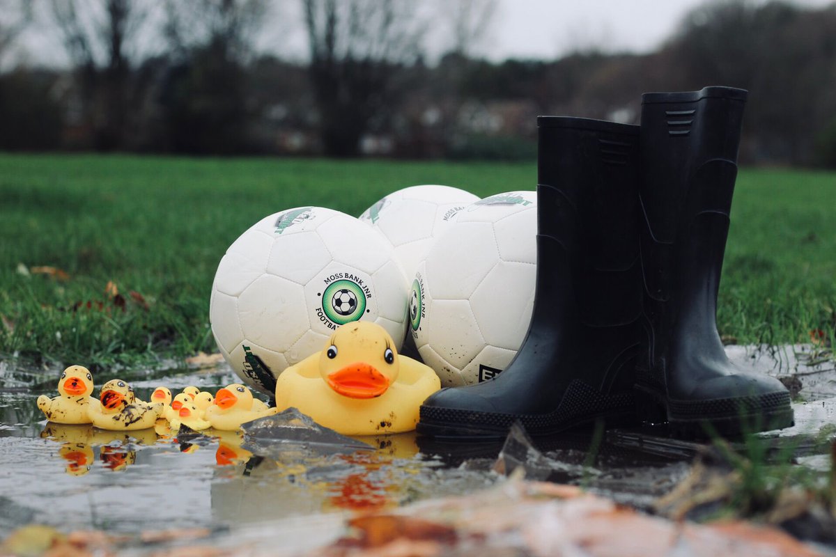 #MossBankJFC all matches on the <a href="/LeasingOptions/">LeasingOptions.co.uk</a> Pavilion this weekend 4th/5th Dec are OFF due to waterlogged pitches ⚽️ heavy rain overnight finished us off 🤬 matches on Barlow Park and Park pitches are ON ⚽️ <a href="/OfficialBBDFL/">Bolton, Bury & District Football League</a> <a href="/thornleigh/">Thornleigh</a> 3G on as usual 🦆 ☔️ 🌧