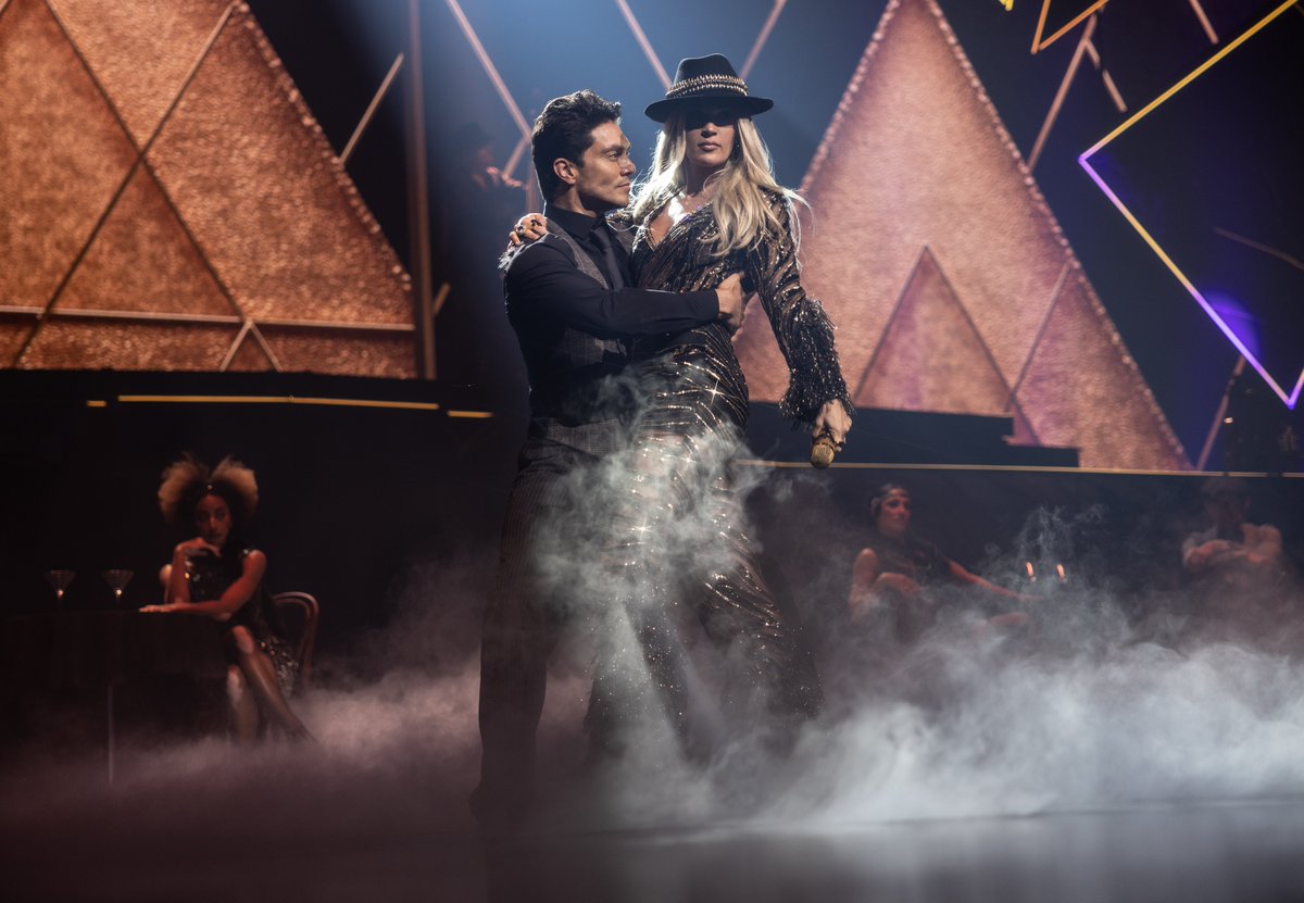 carrieunderwood's tweet photo. Okies reppin’. Me and @AntonioDanceLA Checotah + Wagoner in #Vegas 🔥🔥🔥 #REFLECTION

📷: @JeffJohnsonFilm https://t.co/CqVXRchAf6