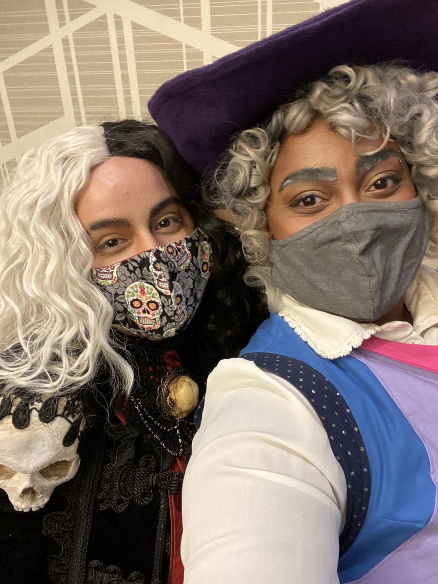 bbettie_cosplay's tweet image. Time for the Live Show!!! 💖

#ECCC2021