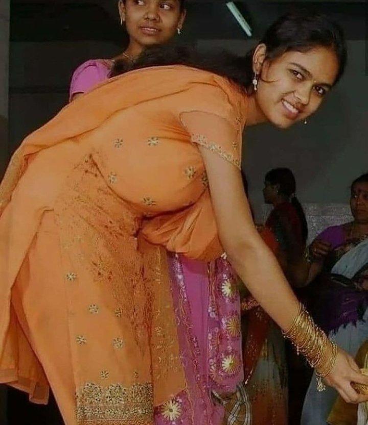 திவ்யா tweet media