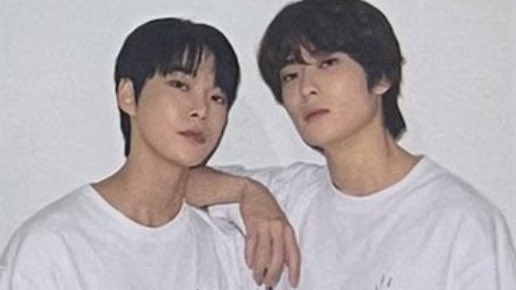 photographer : strikes a pose
dojae :