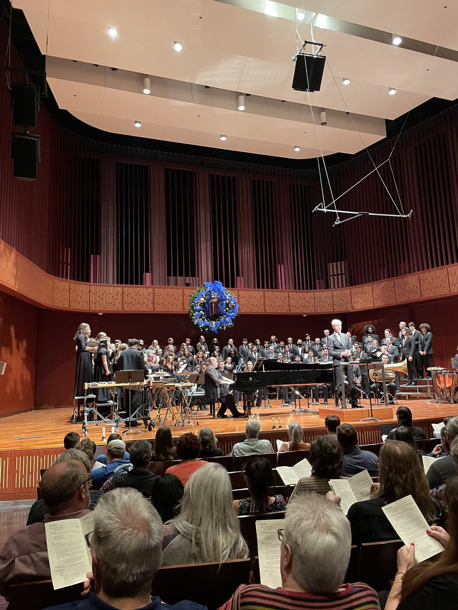 kworthy11's tweet image. Incredible performance by @rcbulldogchoir