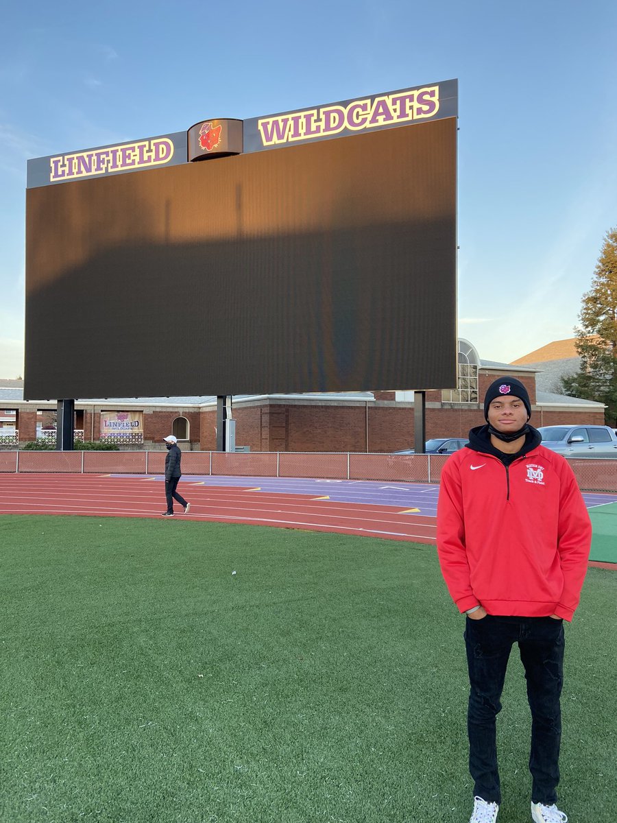 MasonB_13's tweet photo. Had a great visit today with coach Olson &amp; the Linfield track team. Thank you for showing me your school &amp; making me feel at home! @LinfieldXCTF https://t.co/jaLuXBzlKV