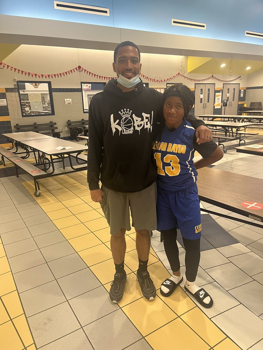 Humble_beast_15's tweet photo. Was proud to see the youngins competing tonight. Gentry got the dub over CBJ but all of the R.E.A.L members showed out tonight.
#ItGetsREAL https://t.co/6bLZpVhgpu