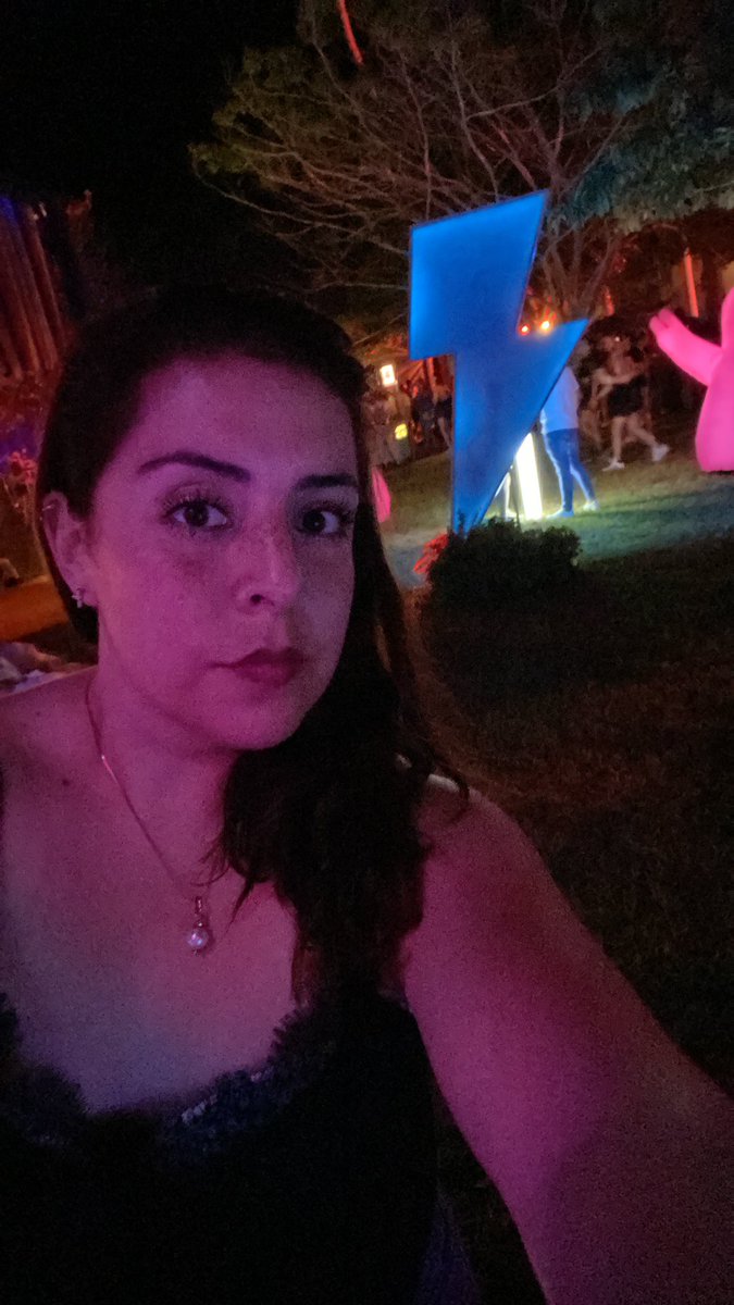 gabneria's tweet photo. @miflink #FLINKxTROPICO https://t.co/Qta5ofdZgI
