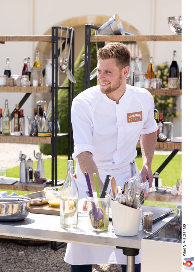 Lycée Anne-Sophie PIC (@lyceeaspic) on Twitter photo Le lycée Anne-Sophie Pic est très fier de la victoire à l'académie Top Chef de son élève Pascal Barandoni.
Bravo à Pascal. Bravo à ses enseignants qui ont su lui transmettre les compétences pour atteindre l'excellence.
#LyceeASPic
#TopChef Le lycée Anne-Sophie Pic est très fier de la victoire à l'académie Top Chef de son élève Pascal Barandoni.
Bravo à Pascal. Bravo à ses enseignants qui ont su lui transmettre les compétences pour atteindre l'excellence.
#LyceeASPic
#TopChef