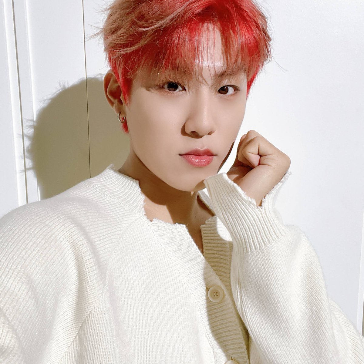 INTL_AB6IX's tweet photo. [📸/211204] AB6IX Japan Youtube community 

#AB6IX #에이비식스 #전웅 #김동현 #박우진 #이대휘 @AB6IX @AB6IX_MEMBERS https://t.co/2IV8DOLxUq