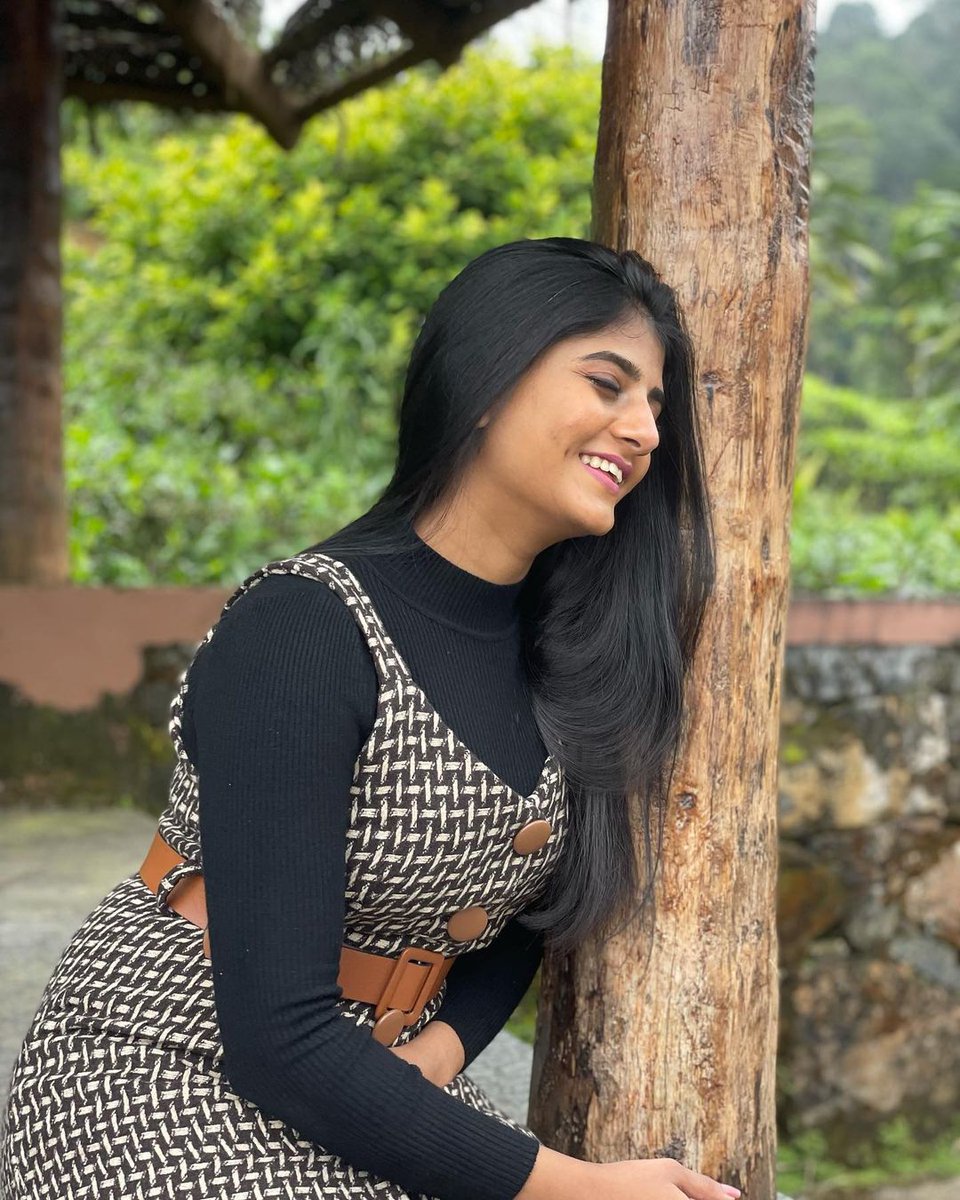 igtamil's tweet photo. Cute Gabriella Charlton 💕

#GabriellaCharlton #Gabriella #TamilCinema

For more images at https://t.co/hmoZcBJMRb https://t.co/u5JAMhVWCA
