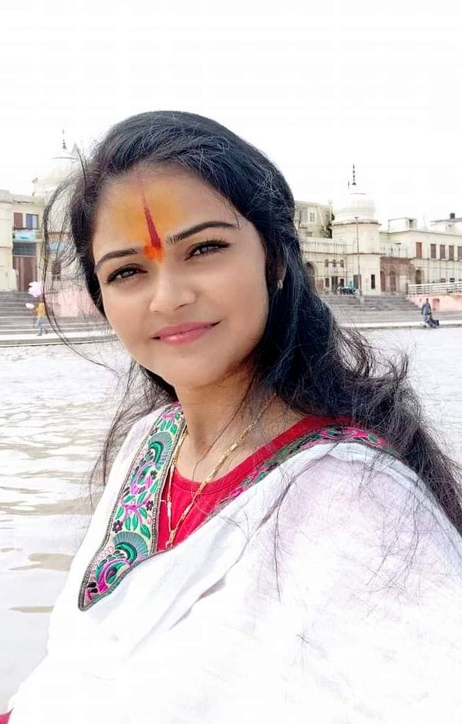 #रामायण देखकर एक बात तो समझ में आ गई
 "जय श्री #राम" सुनते ही #राक्षस भड़क जाते थे
           और आज भी #हालात वही है

🚩धर्म की जय हों🚩🚩 अधर्म का नाश हों 
🚩🚩  जय सनातन 🚩🚩🚩🚩जय श्री राम🚩🚩
#सनातन_धर्म_सर्वश्रेष्ठ_है