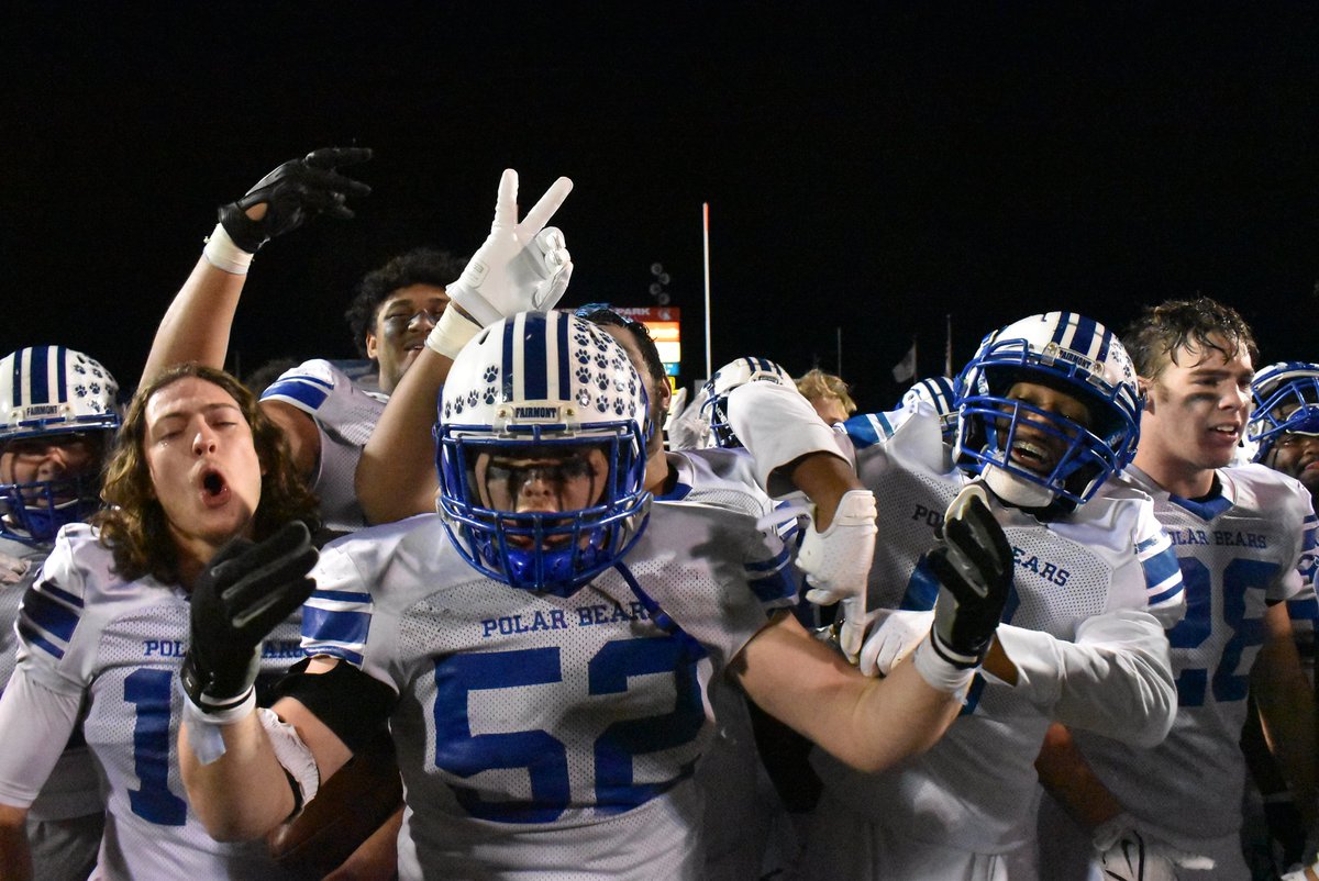 MetroNewsSports's tweet photo. Highlights and postgame video recaps from Fairmont Senior's 21-12 win over Independence in the Class AA state championship: 

https://t.co/03uLrs7dQX #wvprepfb https://t.co/4EV5v4H84f