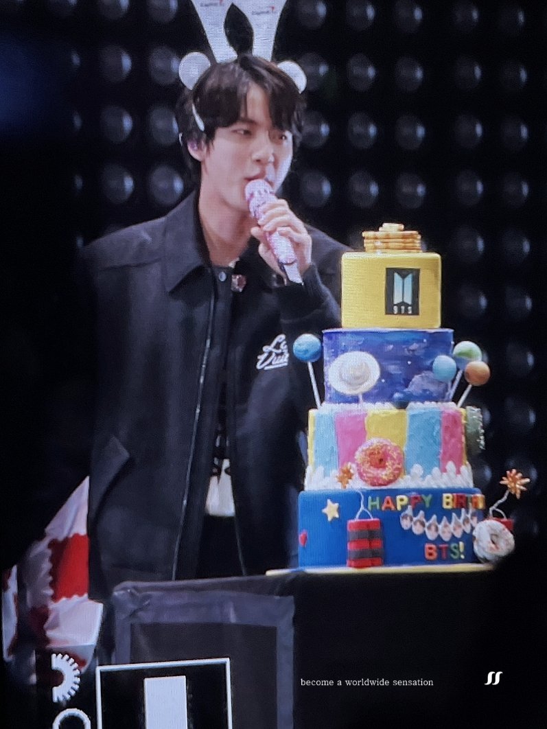 sensation1204's tweet photo. 211203
-
#BTS #방탄소년단
#BTSJIN #방탄소년단진
#worldwidehandsome https://t.co/CrrmFhbg1J