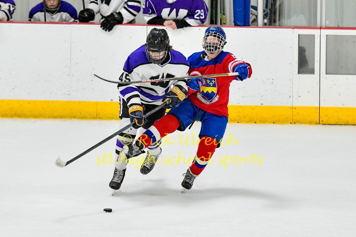 RickyRick_Photo's tweet photo. 2021-12-03 In the second game of the night Priory defeats Fort Zumwalt West 5-3. Coveage for https://t.co/cPrEgVJj1L / St. Louis Post Dispatch.
#priory #fortzumwaltwest #fzw #hockey #icehockey #314prep #636prep #highschoolsports. @prioryhockey @PrioryAthletics @FZWJaguars https://t.co/brX4k5B7Av