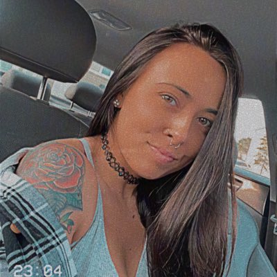 7_Emilynicole's tweet photo. #NewProfilePic https://t.co/4kTmWzmymW