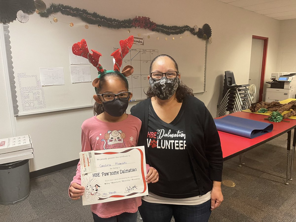 MRidge_ES's tweet photo. Oh what a treat to celebrate with my respectful, responsible, and safe scholars. #PawsitiveReferrals #StrengthInNumbers https://t.co/pDEYkzfibe