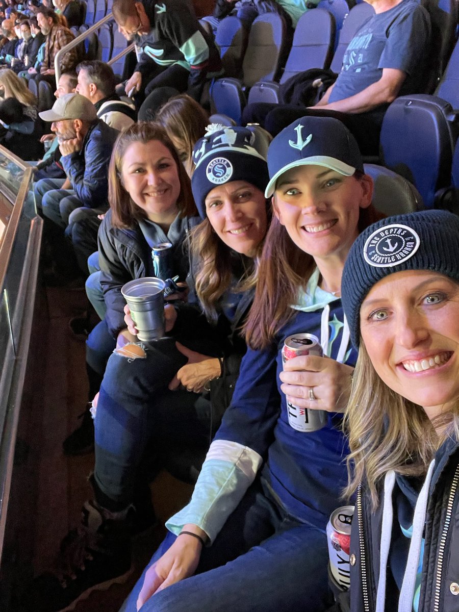 Stefanie tweet media