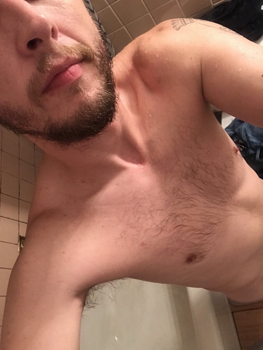 ChristopherSF19's tweet photo. Some old pics https://t.co/2dowLooqcn