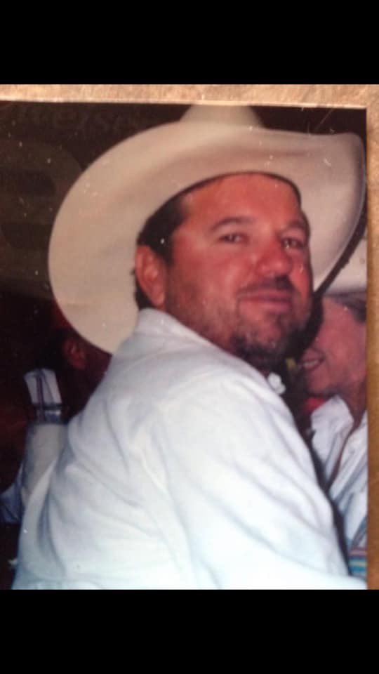 Twotoms18's tweet photo. Dads birthday is in a few minutes, wish he was still here to tell him happy birthday in person but instead here we are missing out on me living my wild life with out him by my side lord knows he would be living a wild with me making many memory’s.. Miss you old man ❤️ https://t.co/PZdcq0wgpO