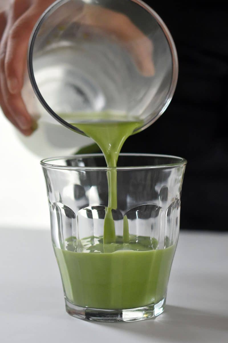 TheTeaShore1's tweet photo. Relish the taste of authentic ceremonial Matcha. Our Matcha is from Uji, Japan with naturally rich in flavour, and silky, smooth texture. It's 100% vegan &amp; nutritious.
Shop at: https://t.co/zRapvsaTuE
#matcha #greentea #health #healthcare #organic #fit #yummy #vegan #delicious https://t.co/gwem1BDgKj
