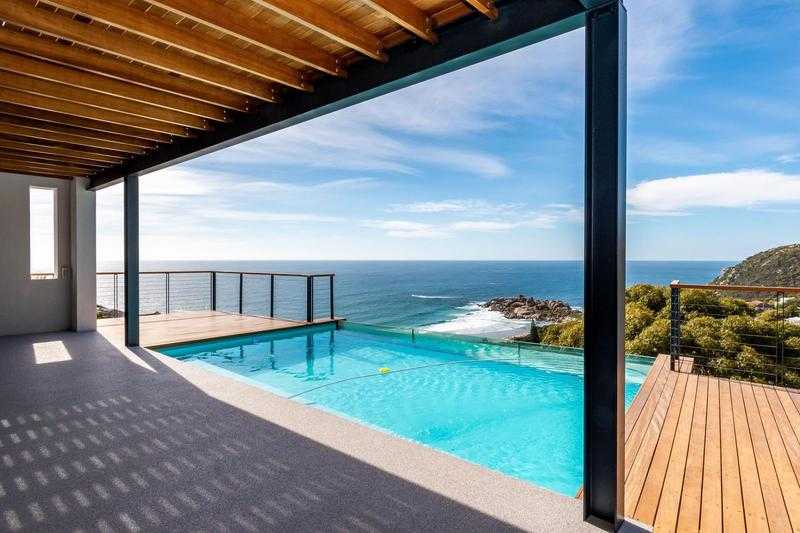 cape_waterfront's tweet photo. https://t.co/3cl1UHONIM: Sunday 5th December from 3pm to 5pm in exclusive Llandudno. 2 newly built luxury villas offering every modern convenience. 
https://t.co/57YlxVs72J @CapeTownEtc
@propertyshowsa @PropertyShowDay @Luxury_Homes_SA @property_luxury https://t.co/51KCJs8MbU