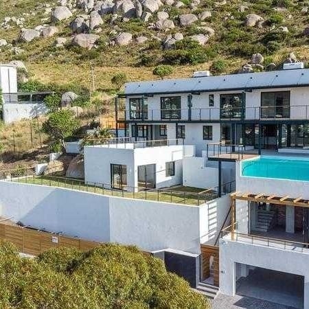 cape_waterfront's tweet photo. https://t.co/3cl1UHONIM: Sunday 5th December from 3pm to 5pm in exclusive Llandudno. 2 newly built luxury villas offering every modern convenience. 
https://t.co/57YlxVs72J @CapeTownEtc
@propertyshowsa @PropertyShowDay @Luxury_Homes_SA @property_luxury https://t.co/51KCJs8MbU