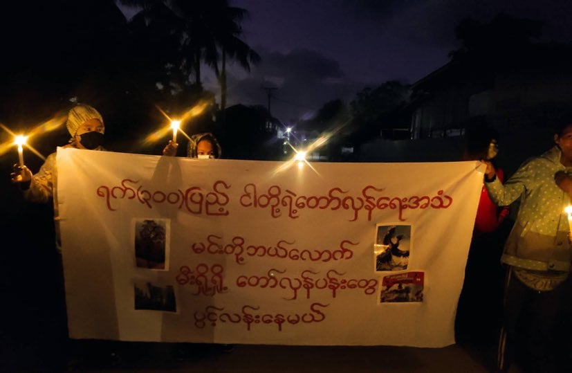 IrrawaddyNews's tweet photo. Residents of Sagaing Region’s Kale showed their opposition to the military regime early Saturday morning. 
(Photo: CJ) 
#WhatsHappeningInMyanmar https://t.co/Sy3E9xrLVA