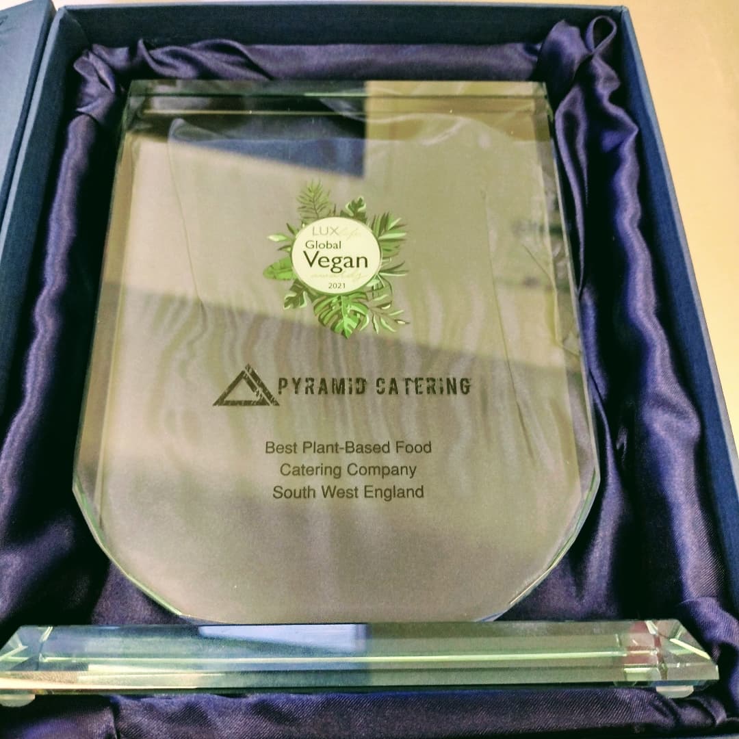 TheVeganPyramid's tweet photo. Award Winning Vegan Caterers!!
Best Plant-Based Food Catering Company - South West England.... 
Many thanks Global Vegan... Nice 💚🌱
Might have to get a trophy cabinet 😎
#vegan #veganfood #plantbased #awardwinning https://t.co/AAAlPRmDNM