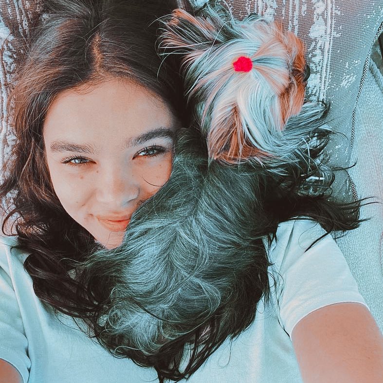 ⠀⠀⠀⠀⠀⠀ ⠀ 

:¨·.·¨: your camera roll if amelia  
ﾟ ･✧ ° ｡ was your girlfriend !

⠀⠀⠀⠀⠀⠀ ⠀