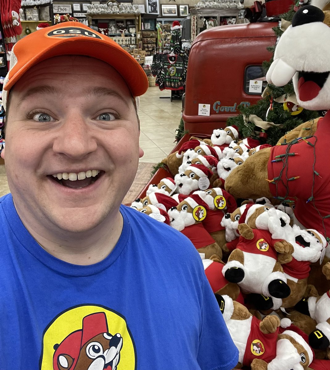 bbaumbro's tweet photo. Hello Buc-ee's Family! Let’s Negotiate and get one of your locations to Oklahoma soon! 😎 #Bucees #TravelStop #BuceeBuddies https://t.co/wMK24hUAu0
