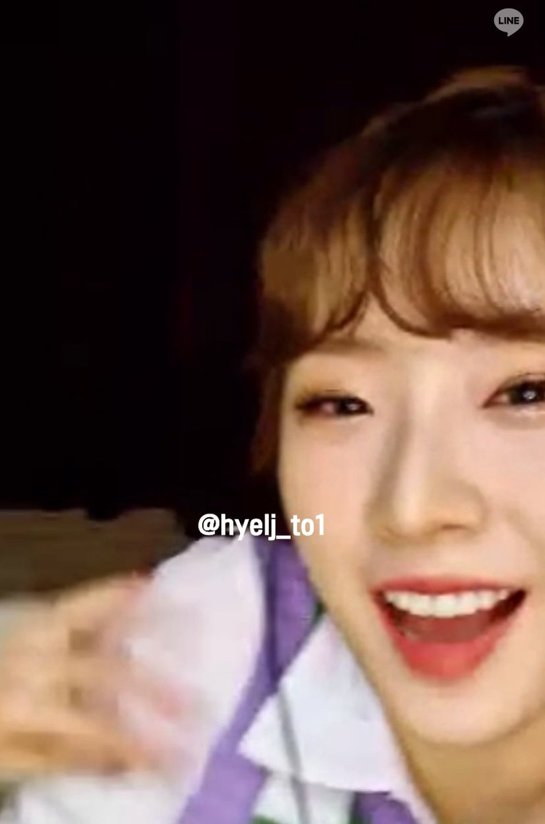 OrbitsBrasil's tweet photo. [📸 • 04.12.21] Orbit Ring

OP: Qual membro você tem que cuidar mais?

🐸: Haseul!

🕊️: Yeojin!

#LOONA #이달의소녀 @loonatheworld https://t.co/NcjwUJqkDE