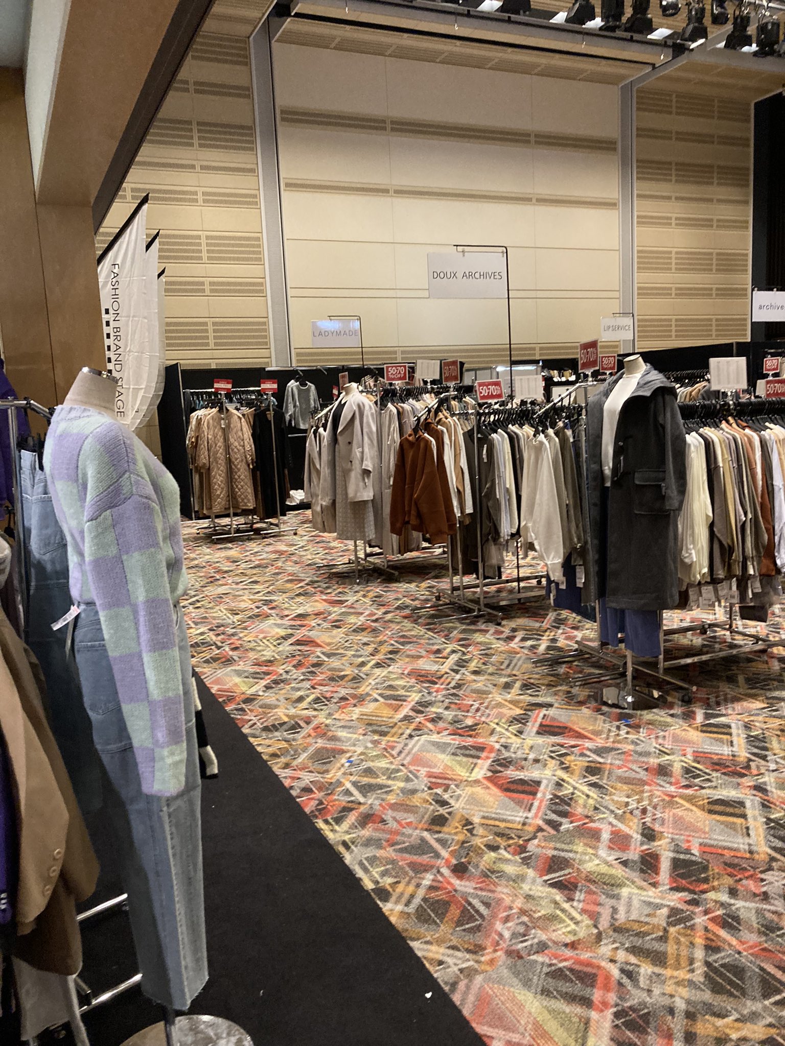 ファッションブランドステージ Fbs Sale Event Twitter