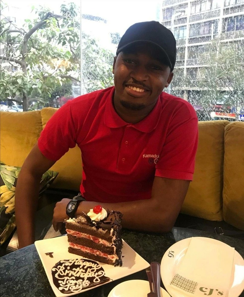 Cjs_254's tweet photo. A visual of what your weekend with us would be like...We're fluent in making your special days even more special; just ask @jay.tash
#CJsDesserts
#WeekendPlans https://t.co/jZEFJ8rnzW