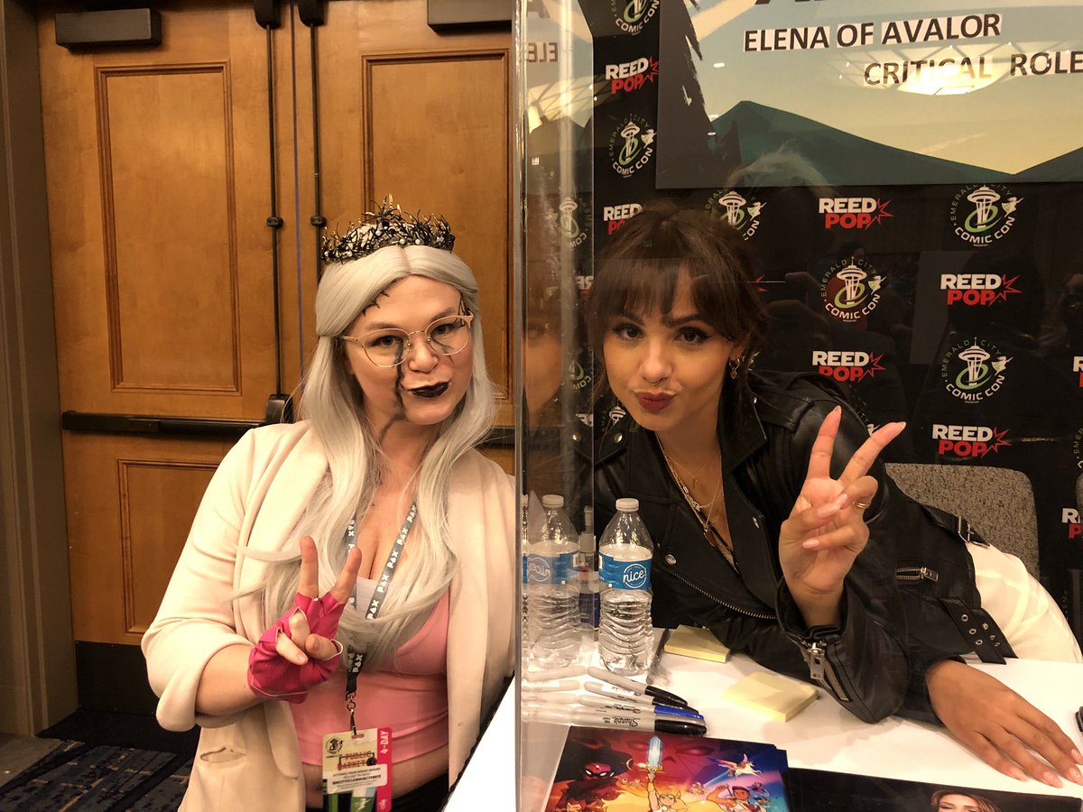 Today at #ECCC was magical. <a href="/aimeecarrero/">Aimee Carrero</a> was an absolute delight, I’m so happy I got to meet her in my Opal the Twice Crowned cosplay!! #CriticalRole