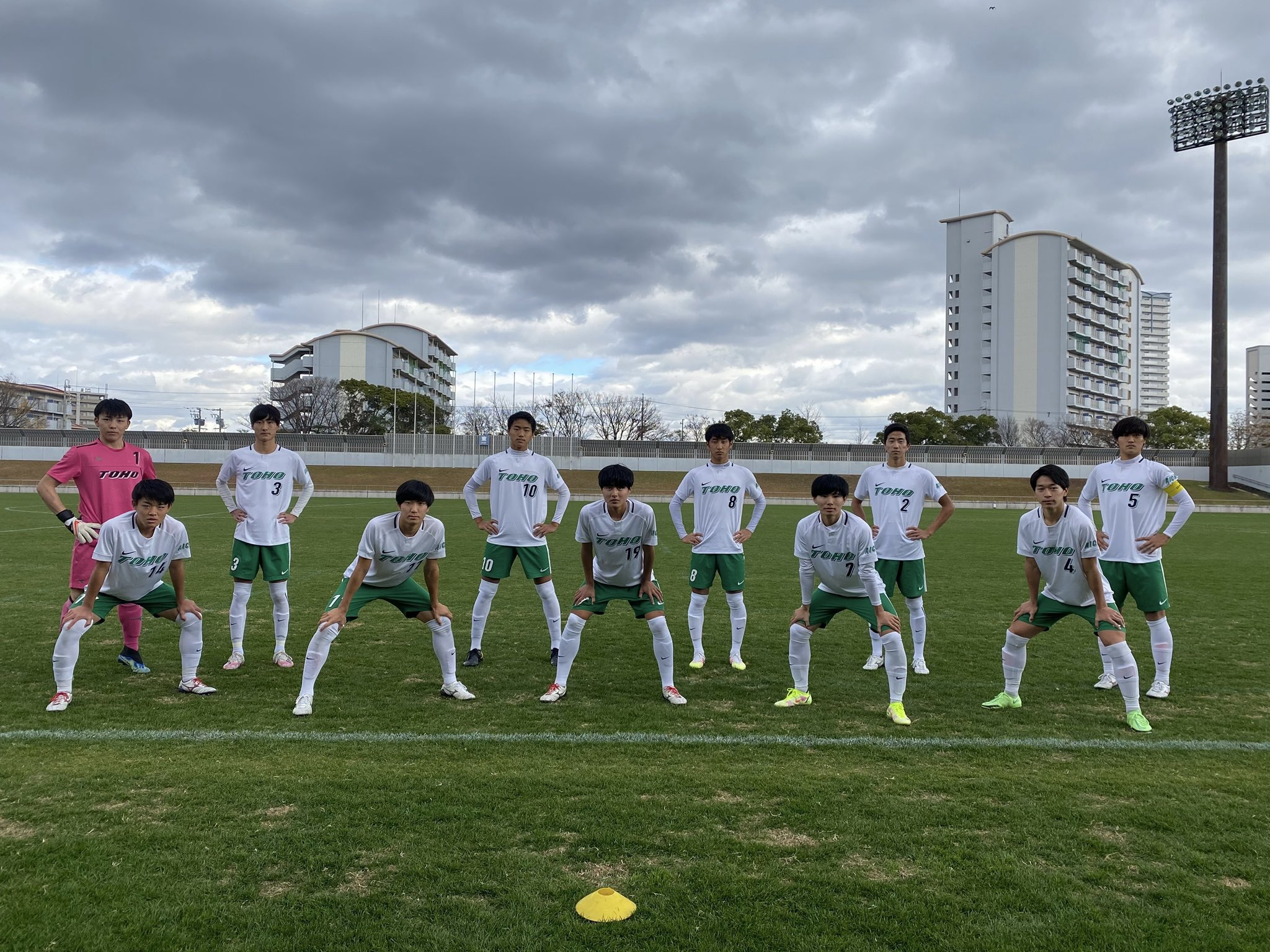 東邦高校サッカー部 公式 高円宮杯 Jfa U 18愛知県1部リーグ第18節 東邦高校7 0愛知fc 港サッカー場 得点者 市村 遼 11 ドルフィンfc 生駒 隆季 19 フェルボール愛知 宮地 佐典 2 知多sc 原 汰暢 14 一宮北部中 2 坂本 湧麻 5 イーストールfc 朴勢己