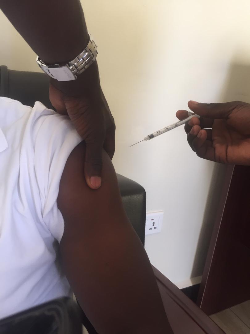 menofthenightug's tweet photo. We successfully had vaccination drives at both HRAPF offices and SMUG offices.
Thank you to all those that were able to come through.
#4UME& Theentire🏳️🌈
#Youareessentialtoo
#getyourjab
#MONU#SMUG #IBU#KT #HRAPF #UHAI #ALLOUT https://t.co/sWw37Mu3Wd