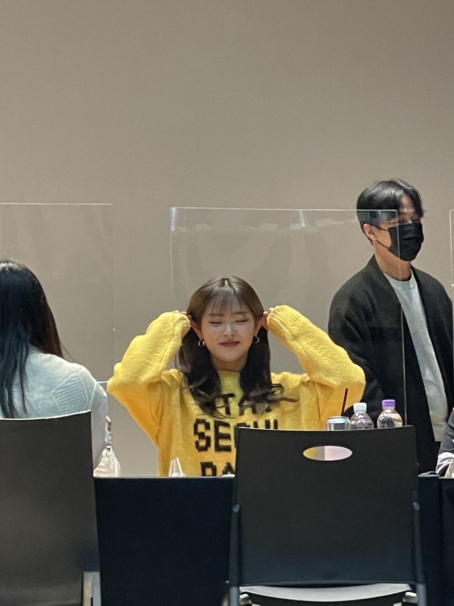 HADORI__'s tweet photo. 혜주야 나 내려가면 귀잡는 포즈 한번만 해줘☺️ https://t.co/WWGjsT7yuQ