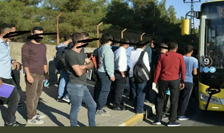 _habergundem_'s tweet photo. 📢 Öğrencileri artık tehlikeye atmayın bırakın online eğitim kararını açıklayın ! 

@tcmeb
@drfahrettinkoca
@RTErdogan
#kabinezkuşağıonlineistiyor https://t.co/OydnJ1ATmR
