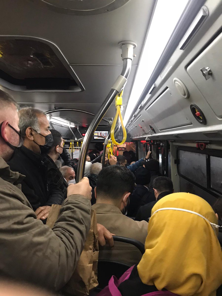 📢 Bu şartlarda okullar devam etmemeli okulları kapatın lütfen sağlığımız daha da önemli !

<a href="/tcmeb/">Millî Eğitim Bakanlığı</a> <a href="/drfahrettinkoca/">Dr. Fahrettin Koca</a> <a href="/RTErdogan/">Recep Tayyip Erdoğan</a> 

#kabinezkuşağıonlineistiyor