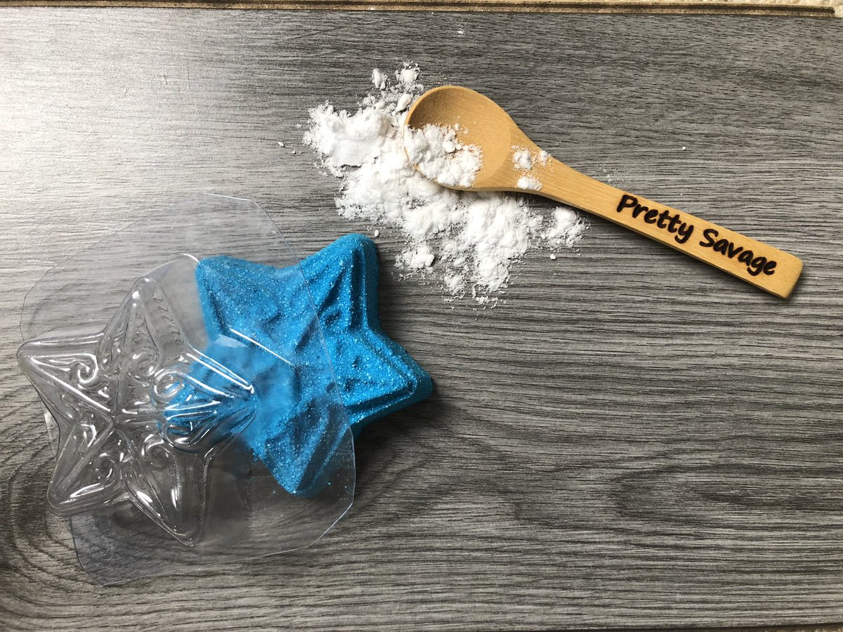 PrettySoaps's tweet image. Feeling crafty? Want to make your own bath bombs?

pretty-savage.co.uk/product-catego…

#HandmadeByYou #MHHSBD #CraftTwitter #UKGiftAM